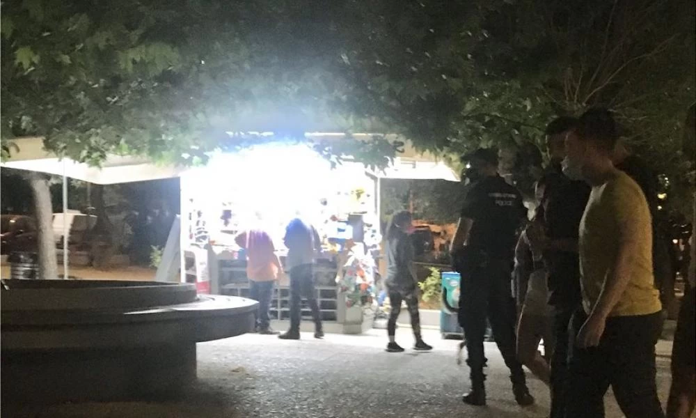 Πλατεία Βαρνάβα: Ολονύχτιο "σαφάρι" των αρχών για την τήρηση των μέτρων